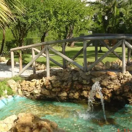 A 50 Metros De La Playa Apartment *